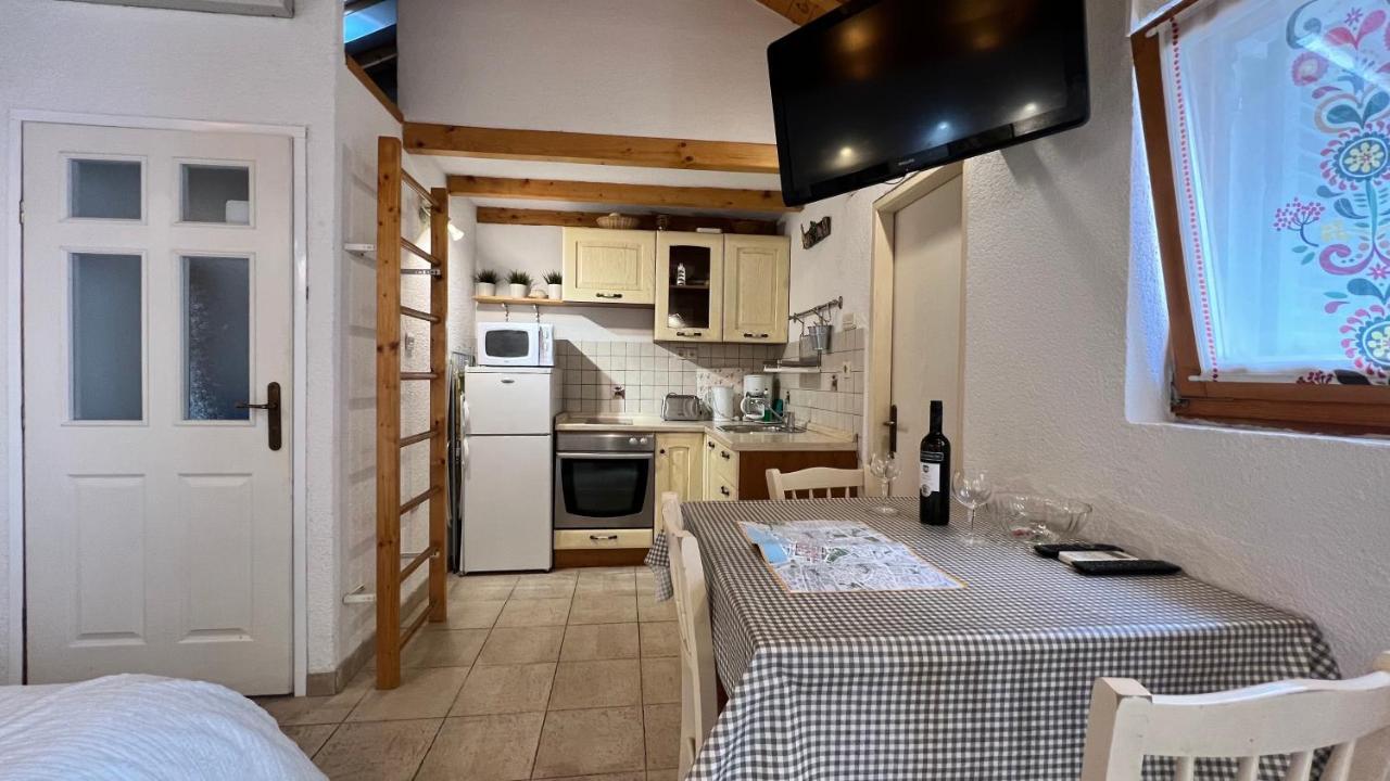 Studio Apartment Karlo 斯普利特 外观 照片