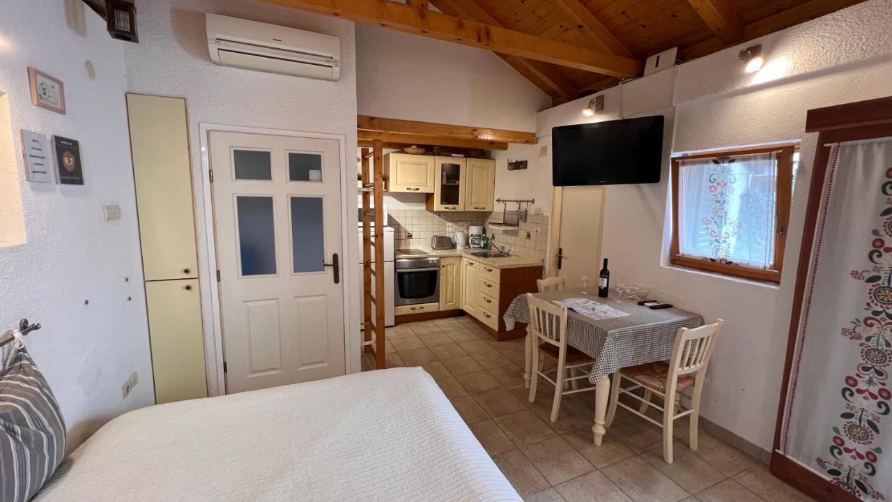 Studio Apartment Karlo 斯普利特 外观 照片